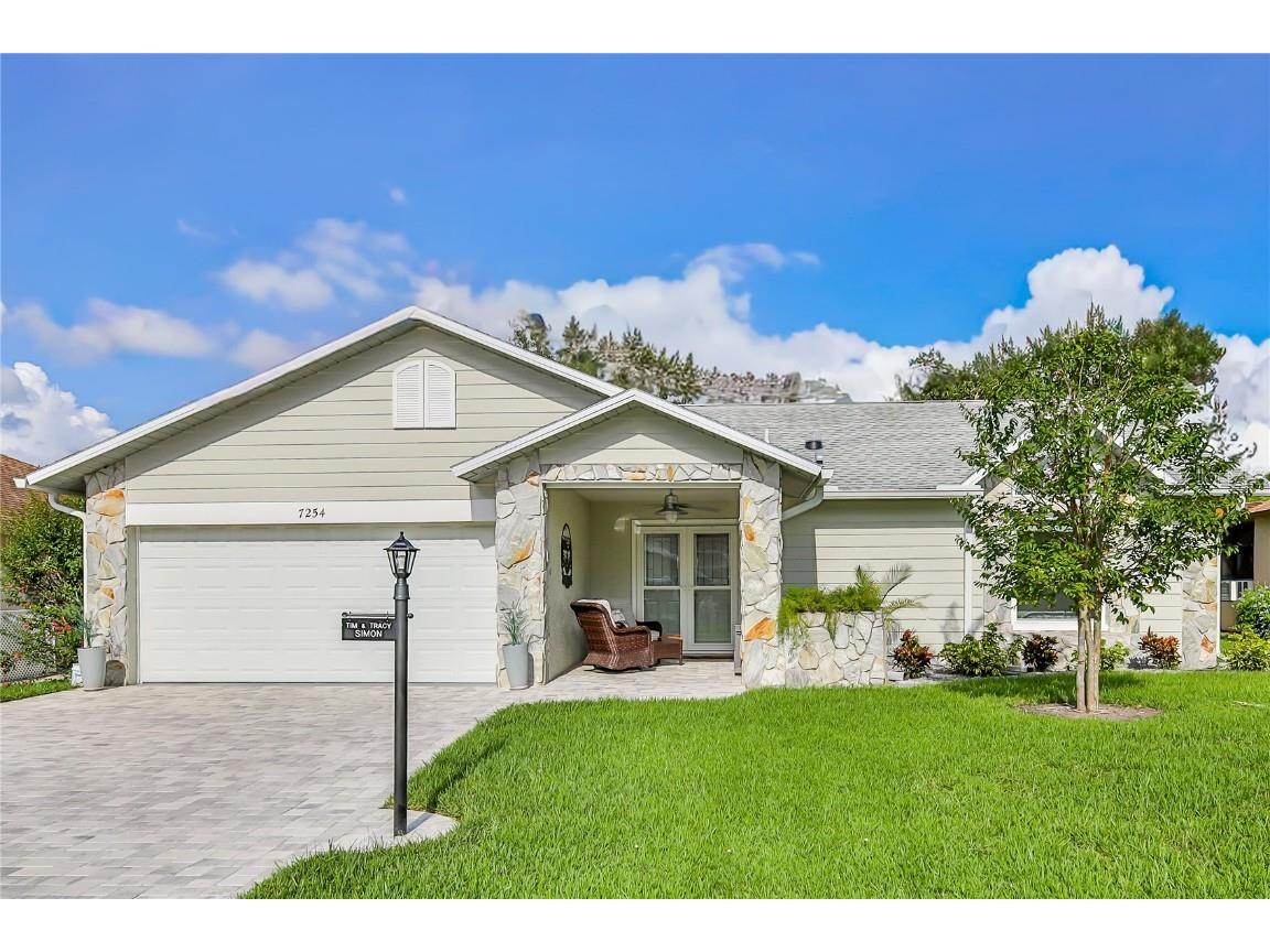 7254 Big Bend Drive Spring Hill FL 34606 W7878153 image1