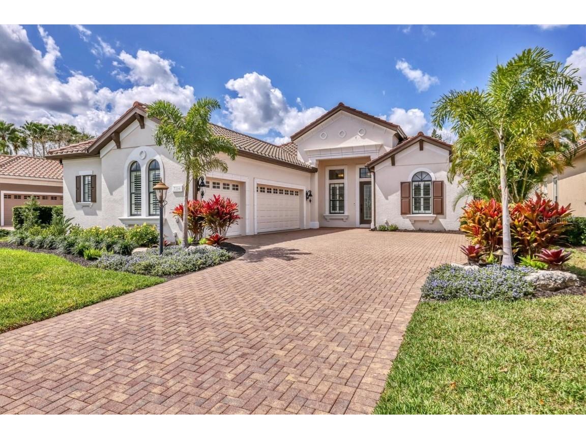 7254 Lake Forest Glen Lakewood Ranch FL 34202 A4625261 image1