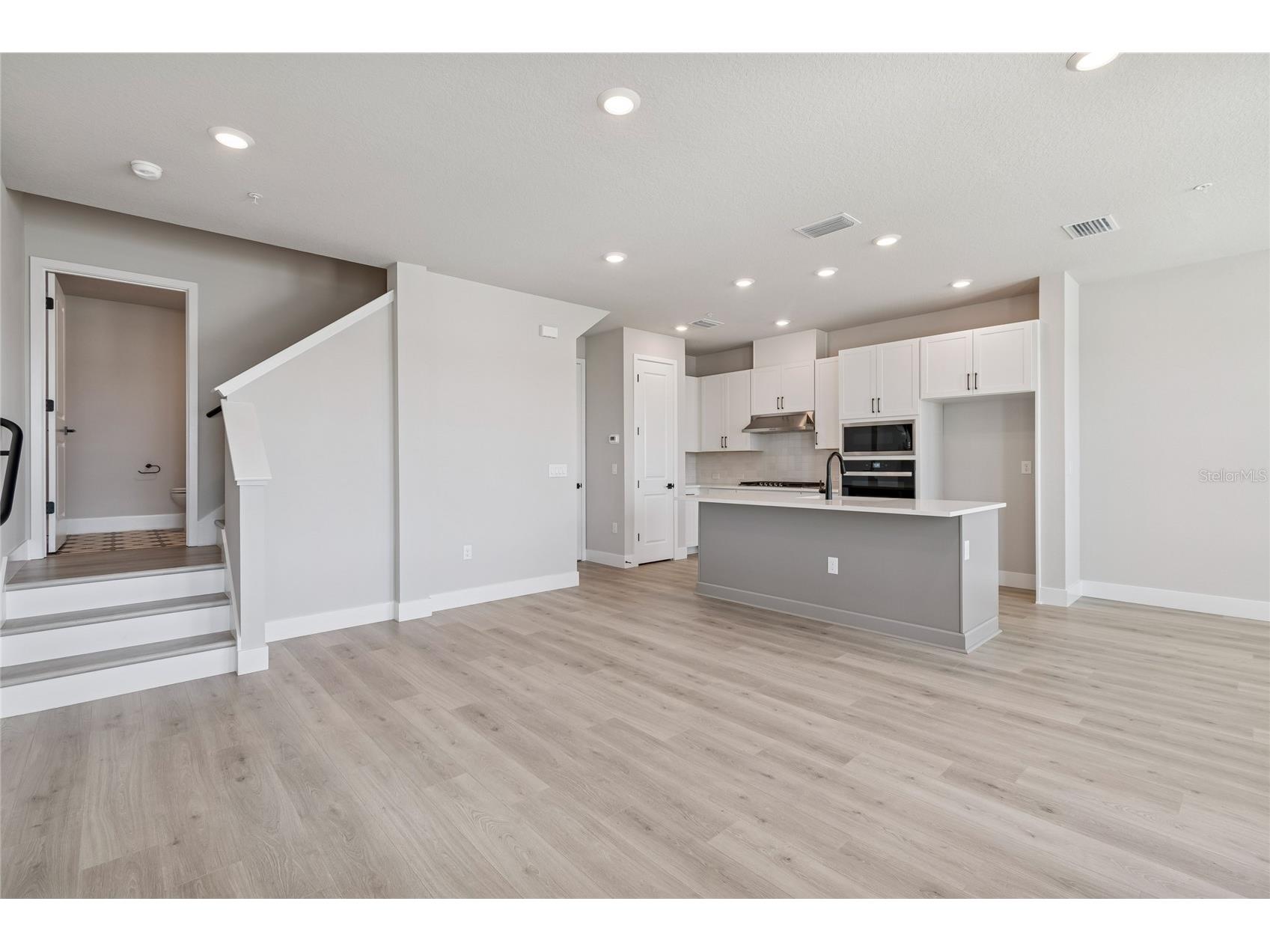 7255 Tideland Lane Sarasota FL 34240 - SPOONBILL LAKE TB8439633 image14