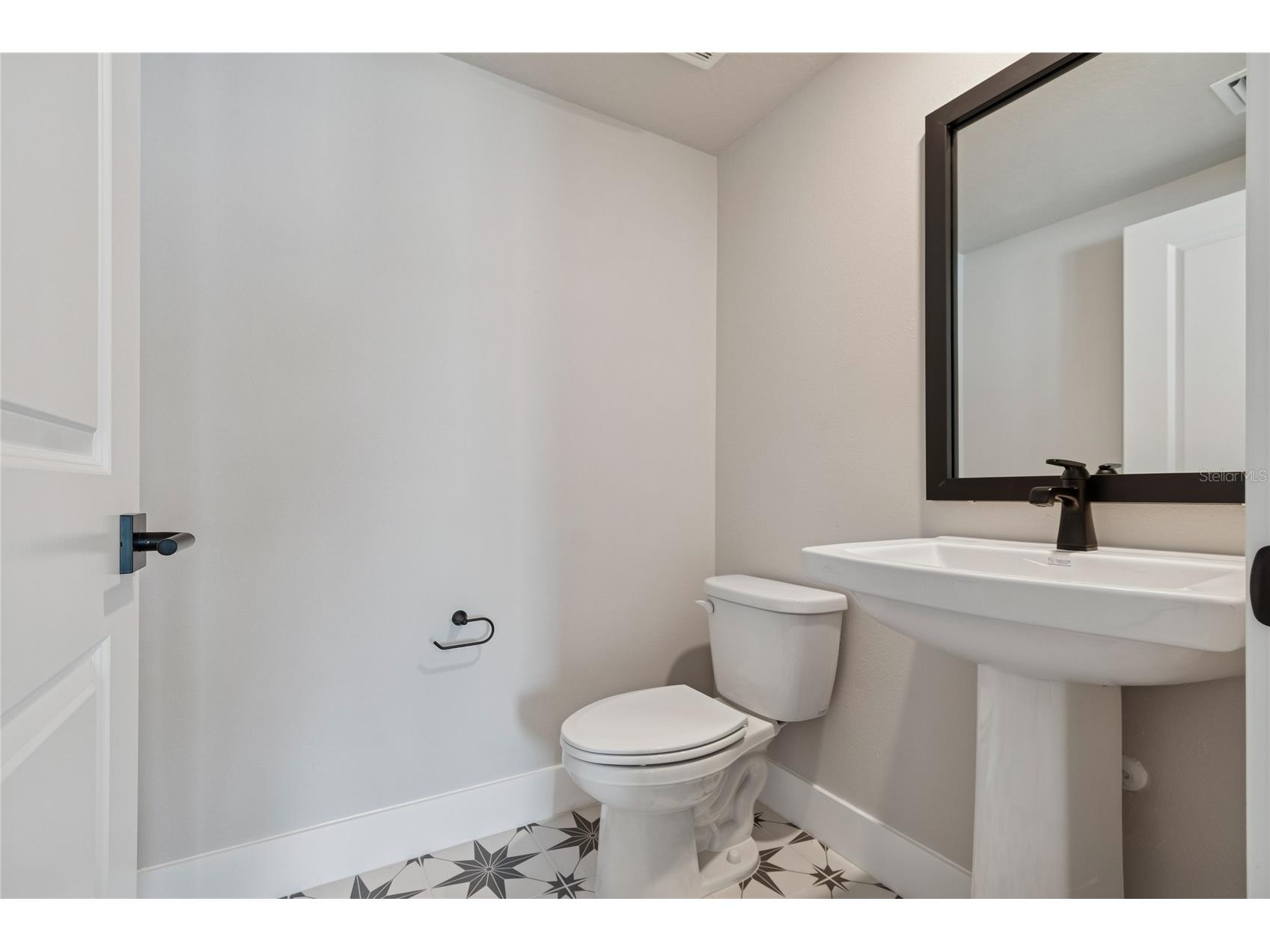 7255 Tideland Lane Sarasota FL 34240 - SPOONBILL LAKE TB8439633 image34