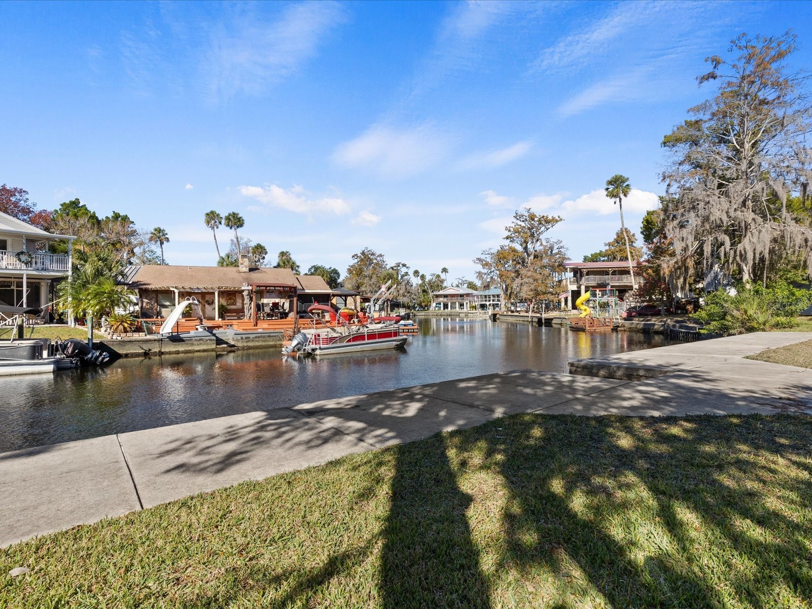 7255 Tropical Drive Weeki Wachee FL 34607 - WEEKI WACHEE RIVER W7883530 image1