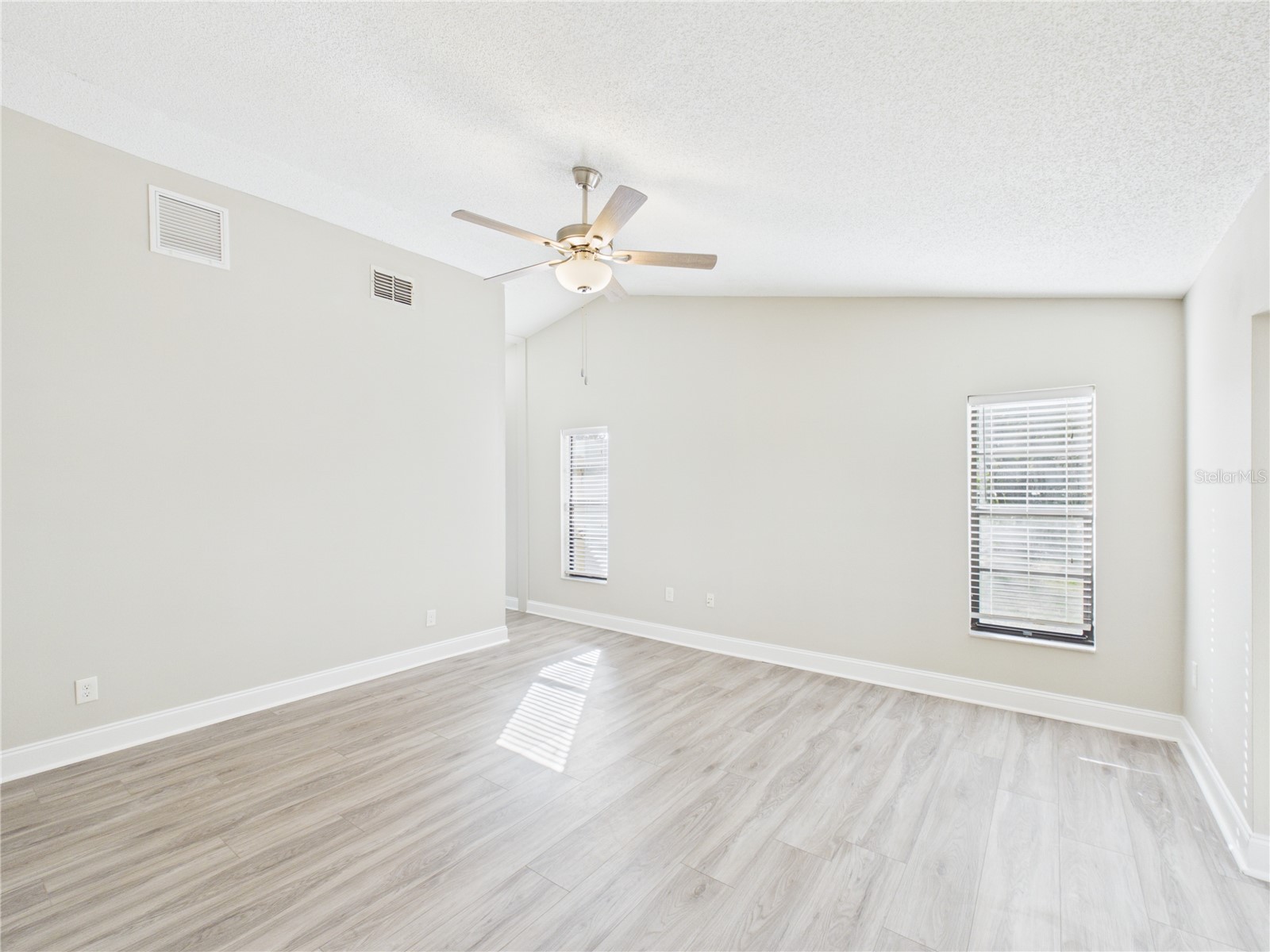 7256 Royal Oak Drive Spring Hill FL 34607 OM728660 image38