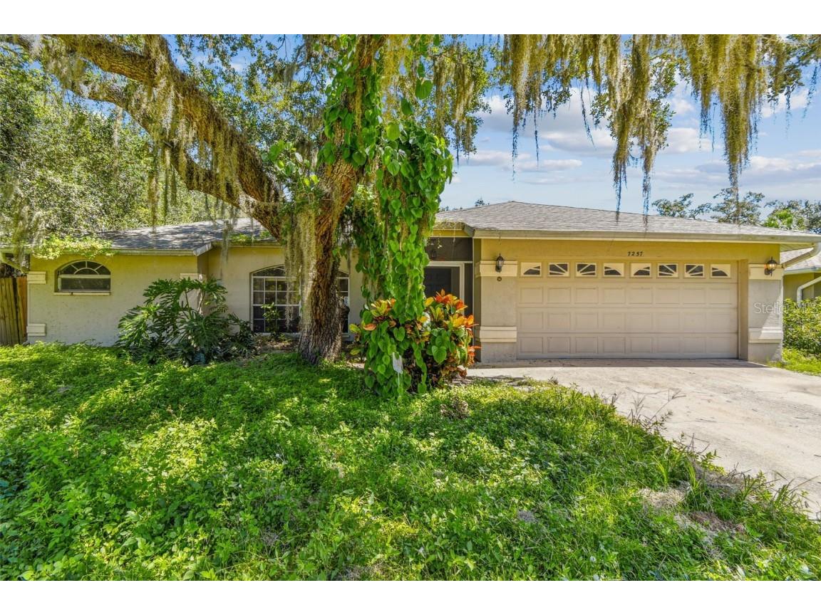 7257 Mauna Loa Boulevard Sarasota FL 34241 U8212795 image1