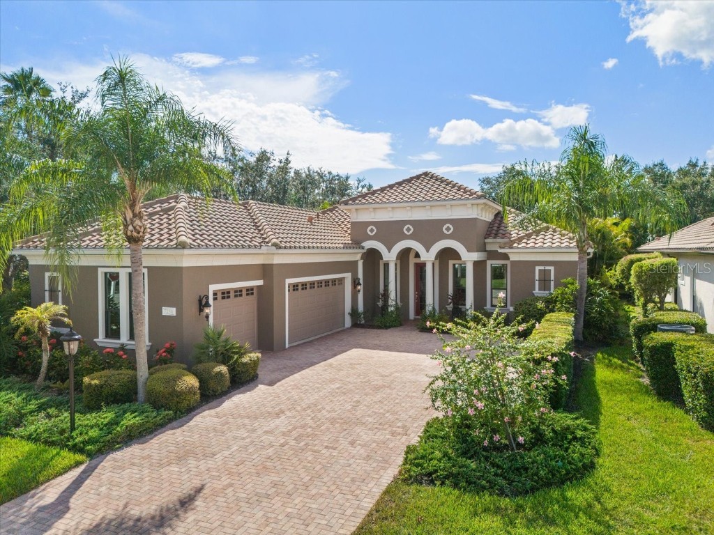 7258 Lake Forest Glen Lakewood Ranch FL 34202 A4622978 image1