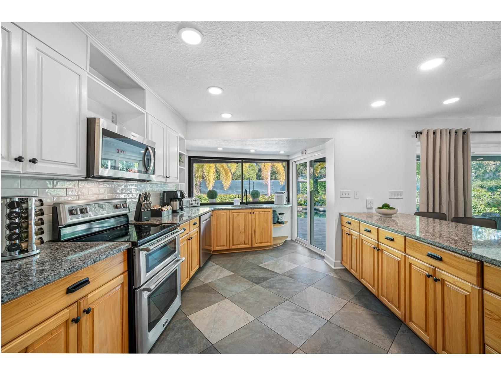 7259 131st Street Seminole FL 33776 TB8516759 image32