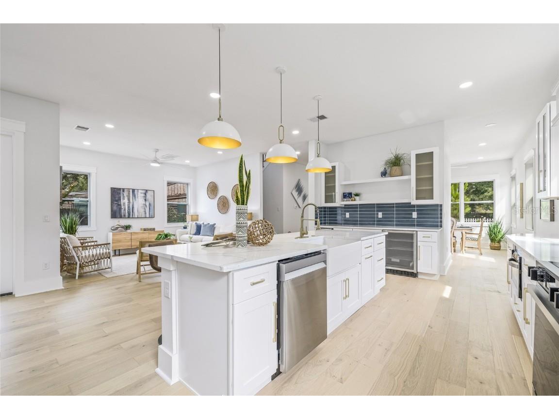 726 52nd Avenue N Saint Petersburg FL 33703 TB8437878 image14