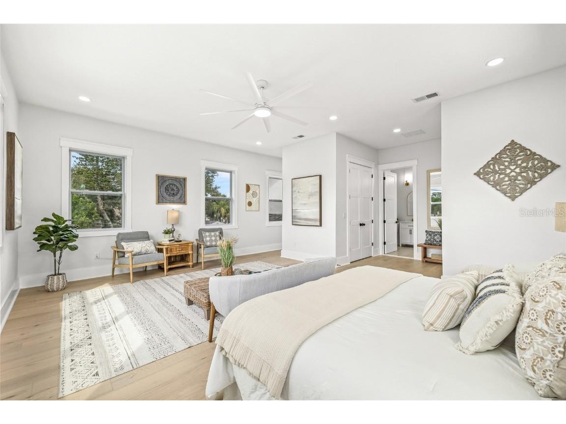 726 52nd Avenue N Saint Petersburg FL 33703 TB8437878 image31