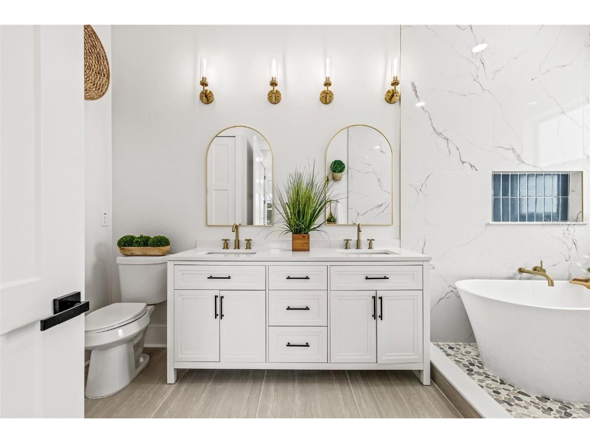 726 52nd Avenue N Saint Petersburg FL 33703 TB8437878 image33