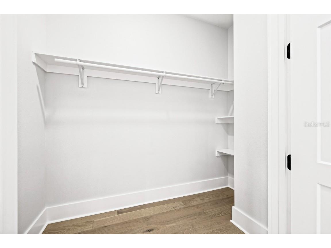 726 52nd Avenue N Saint Petersburg FL 33703 TB8437878 image37