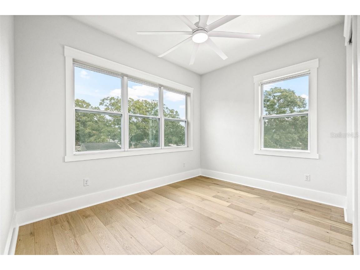 726 52nd Avenue N Saint Petersburg FL 33703 TB8437878 image41