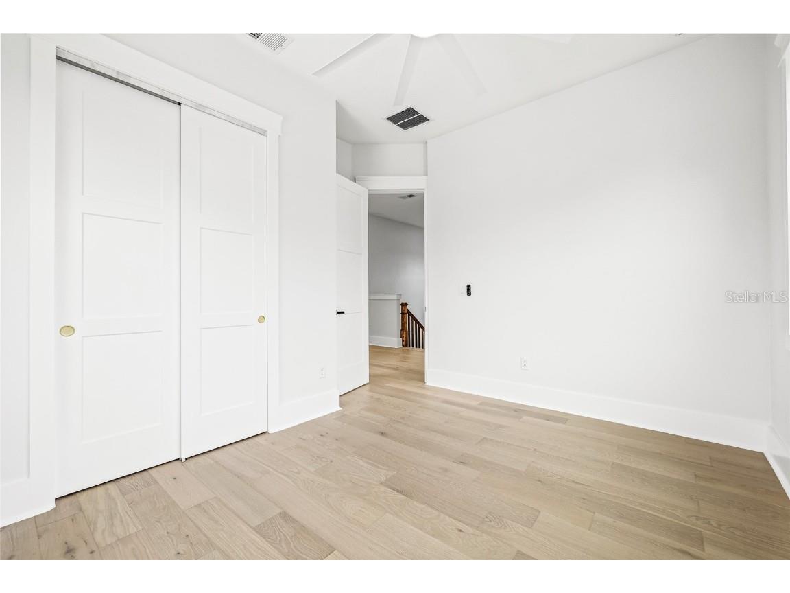 726 52nd Avenue N Saint Petersburg FL 33703 TB8437878 image42