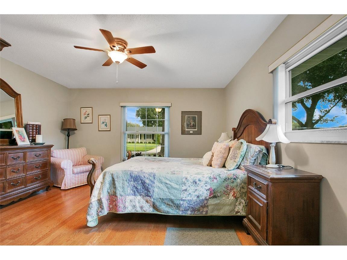 726 Albertson Place Orlando FL 32806 O6350714 image18