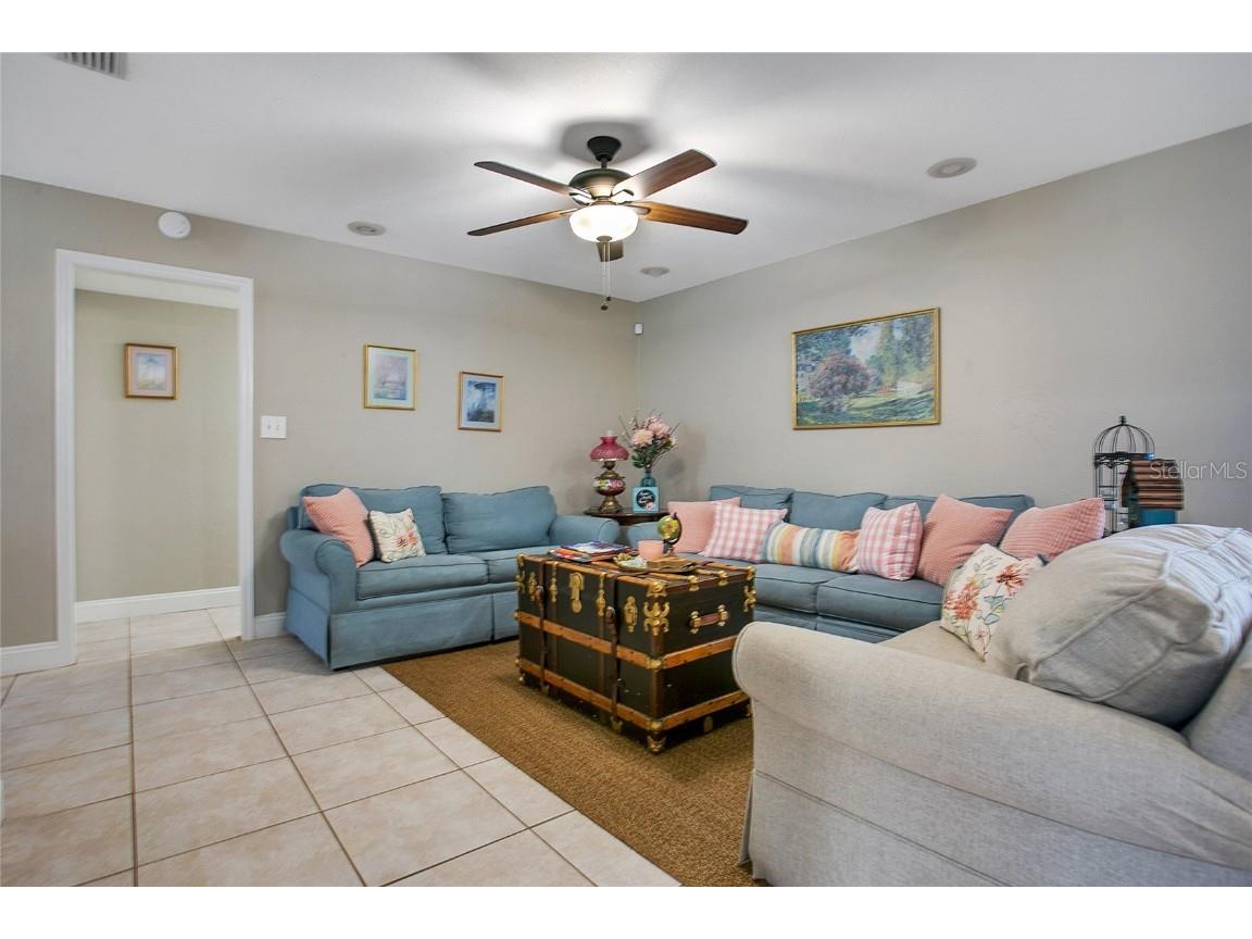 726 Albertson Place Orlando FL 32806 O6350714 image8