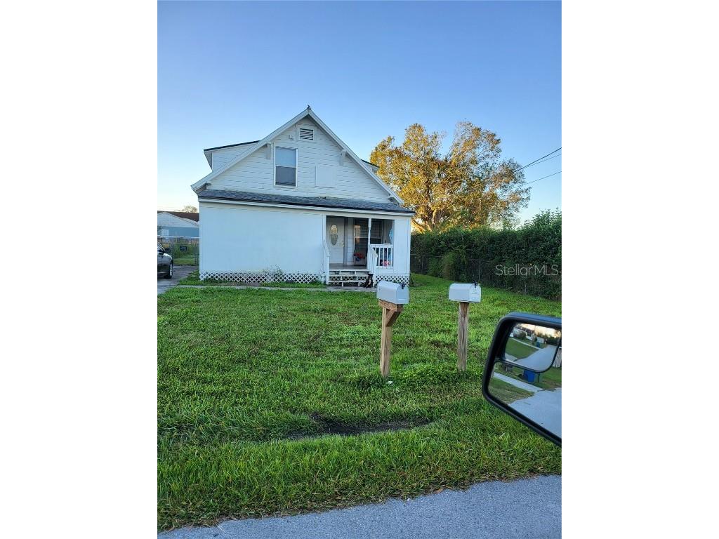 726 Avenue L SW Winter Haven FL 33880 P4923821 image1