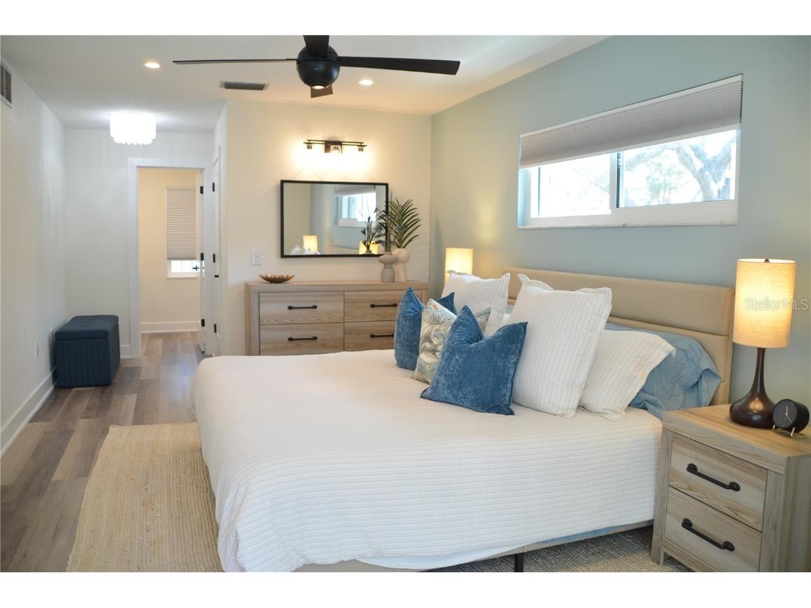 726 Birdsong Lane Sarasota FL 34242 A4634095 image26