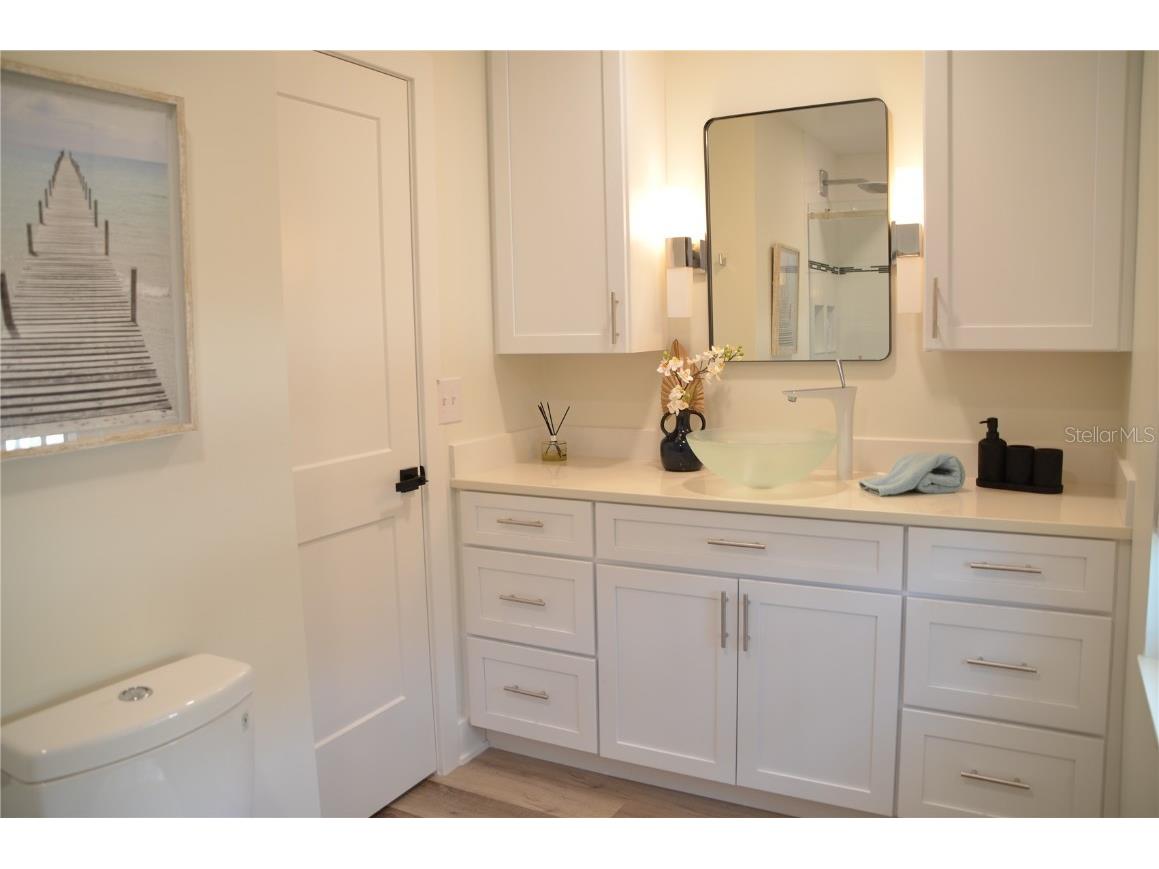 726 Birdsong Lane Sarasota FL 34242 A4634095 image28