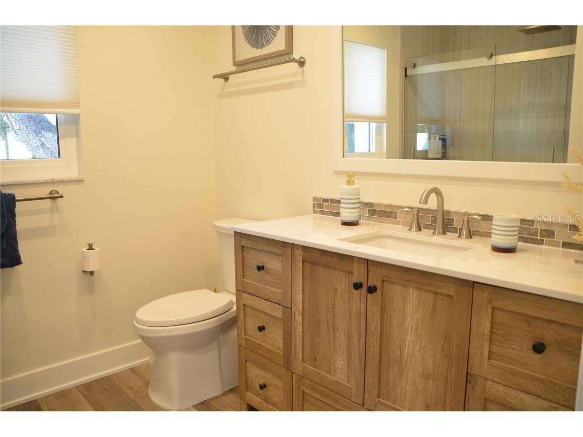 726 Birdsong Lane Sarasota FL 34242 A4634095 image33