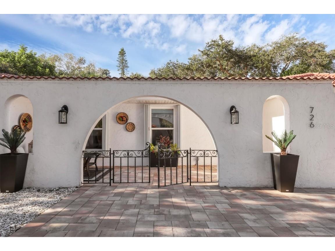 726 Birdsong Lane Sarasota FL 34242 A4634095 image5