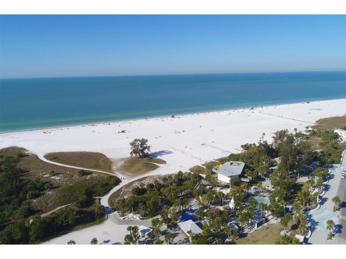 726 Birdsong Lane Sarasota FL 34242 A4634095 image50