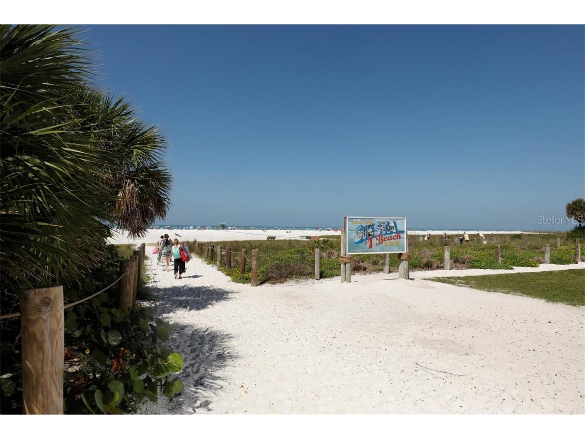 726 Birdsong Lane Sarasota FL 34242 A4634095 image53