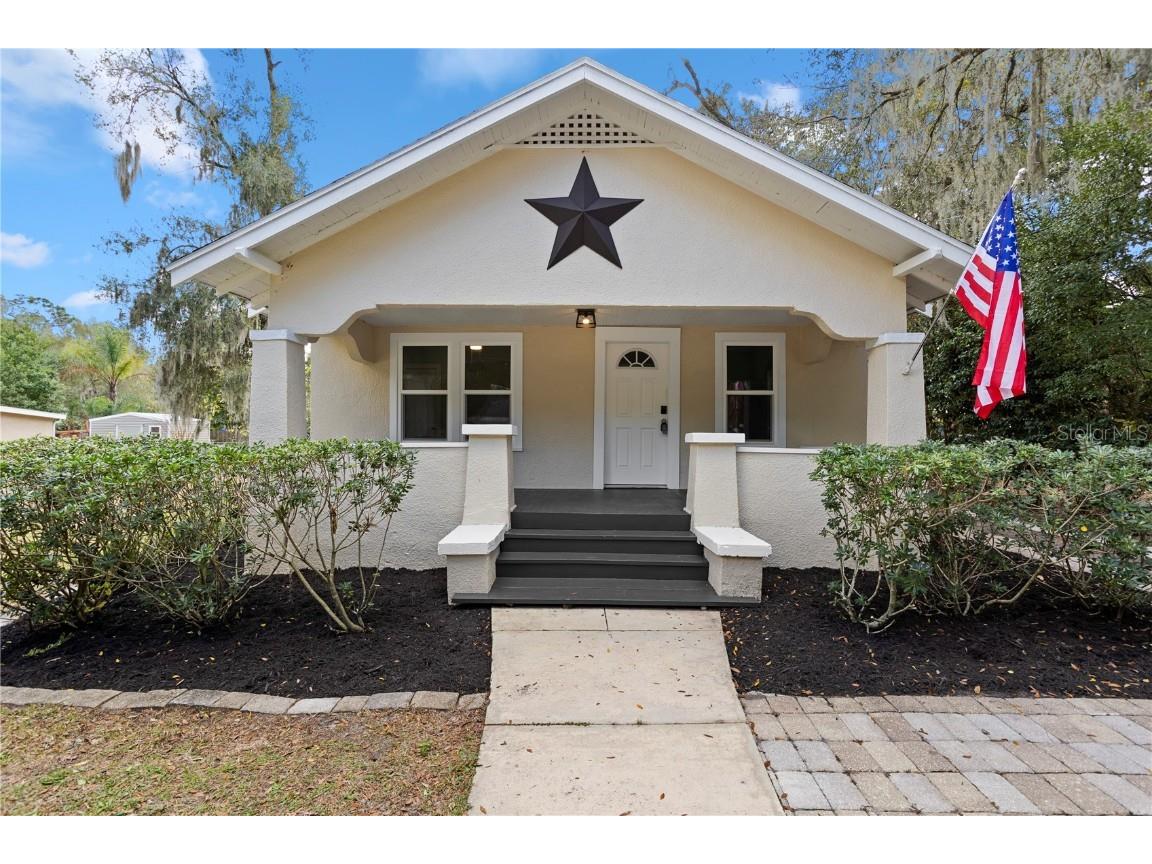 726 E Georgia Avenue Deland FL 32724 P4928984 image1