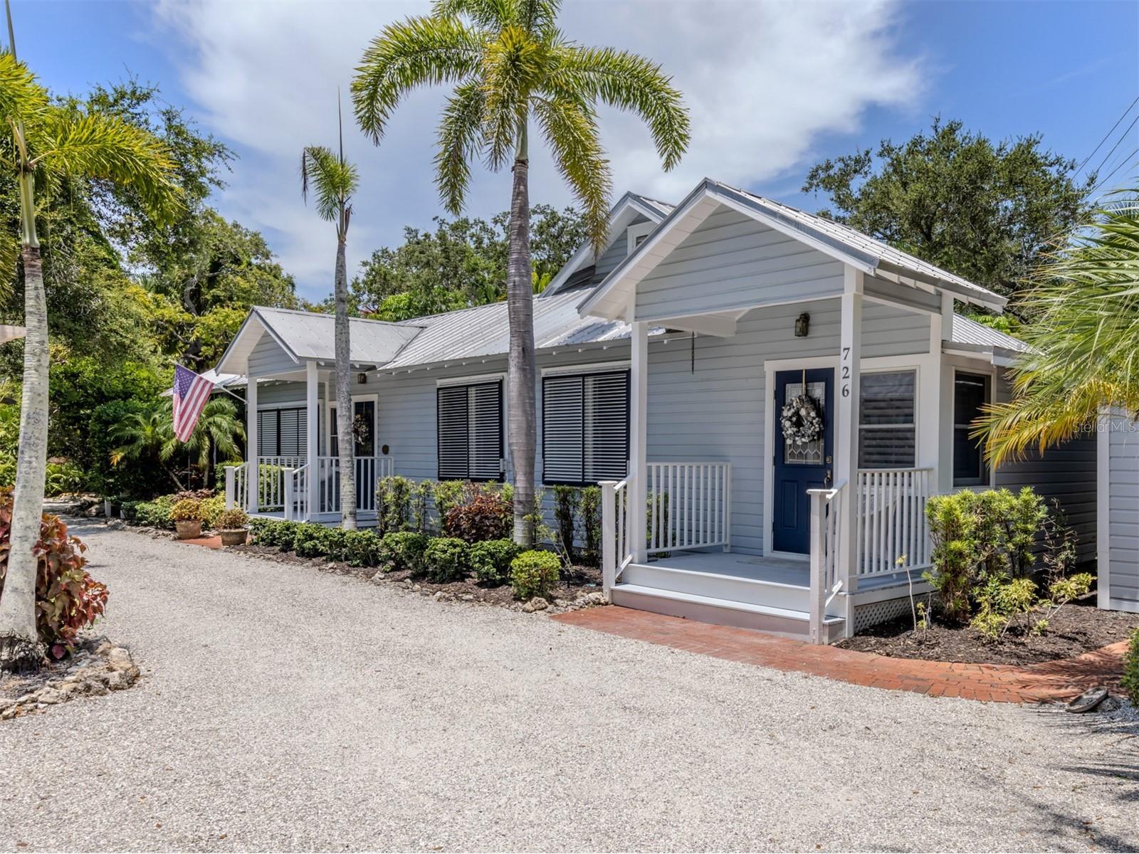 726 Eagle Point Drive Venice FL 34285 - ROBERTS BAY N6139850 image1