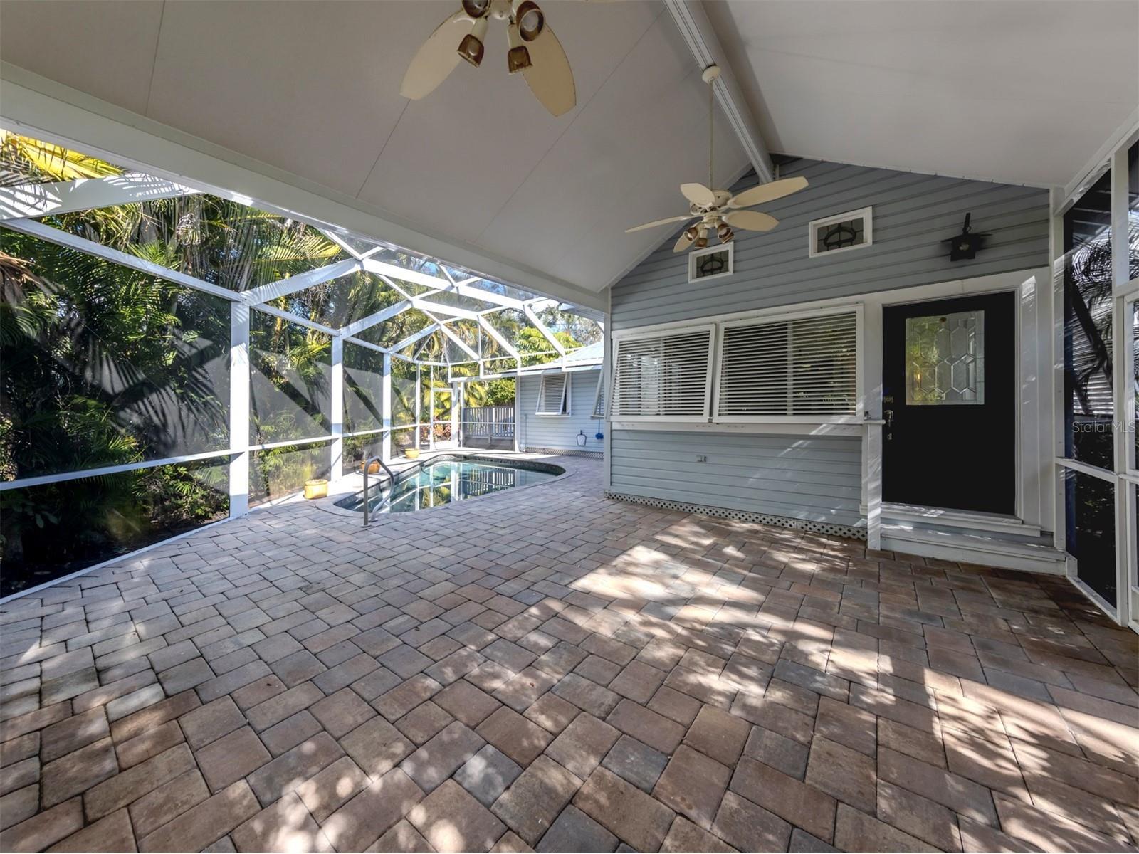 726 Eagle Point Drive Venice FL 34285 - ROBERTS BAY N6139850 image29