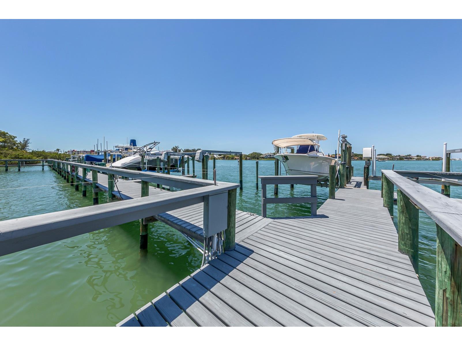 726 Eagle Point Drive Venice FL 34285 - ROBERTS BAY N6139850 image48