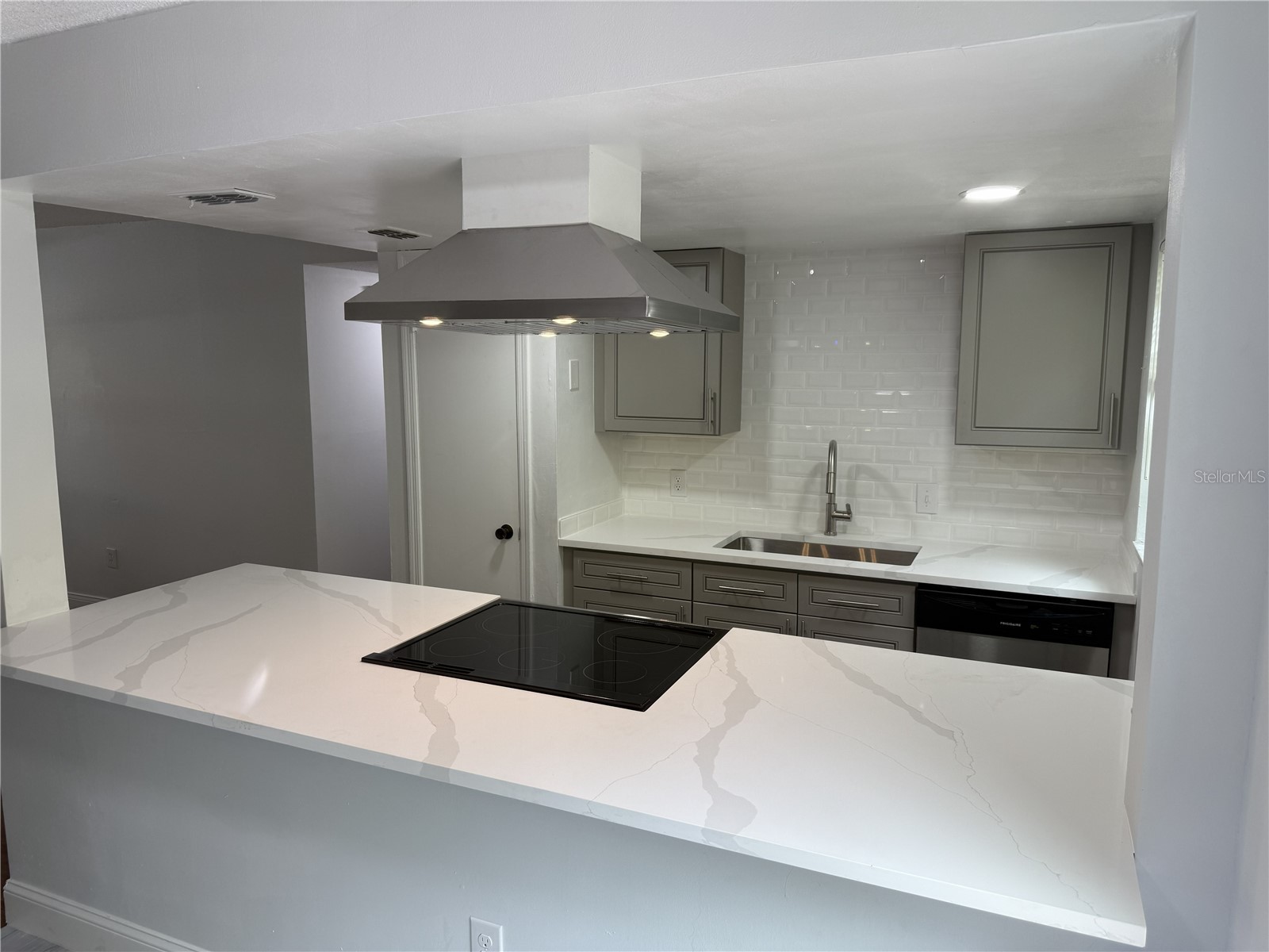 726 Edgewater Drive #2 Orlando FL 32804 O6421317 image8