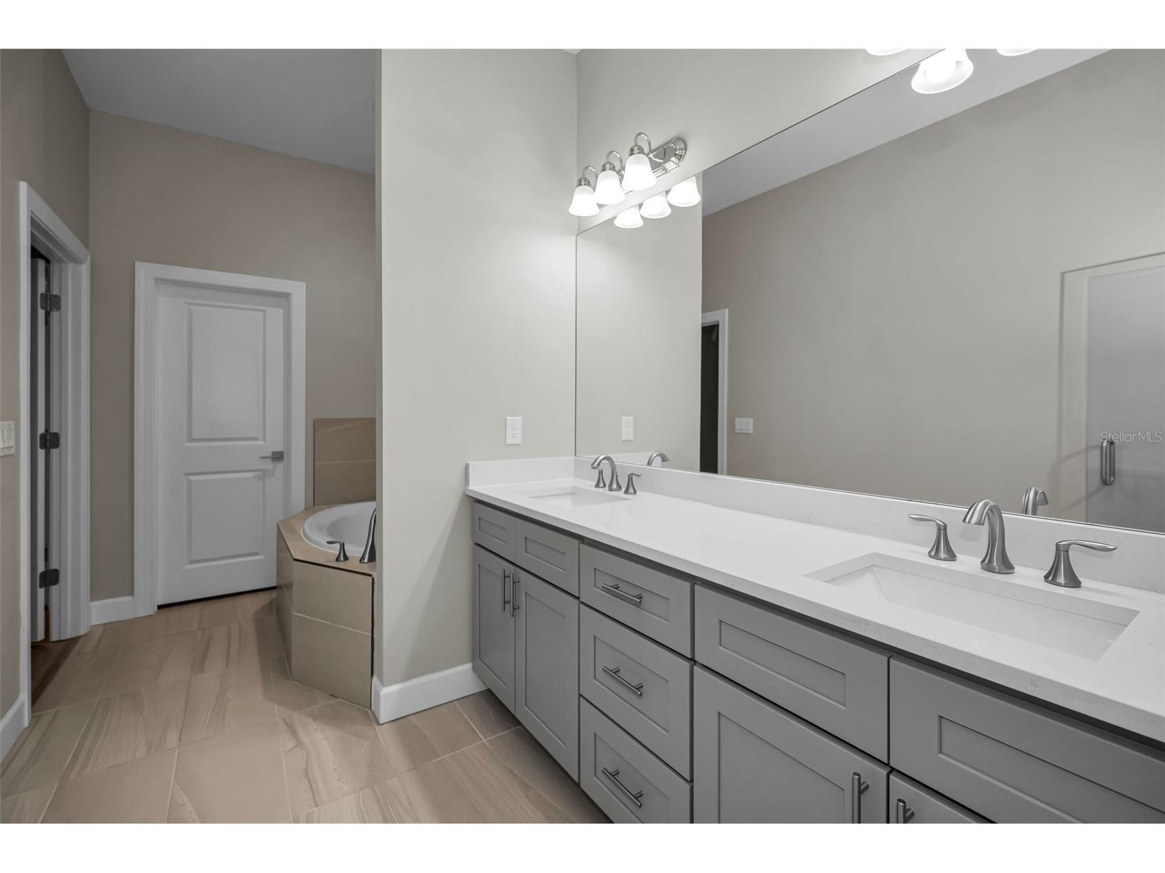 726 Grand Cypress Lane Tarpon Springs FL 34689 TB8526131 image19