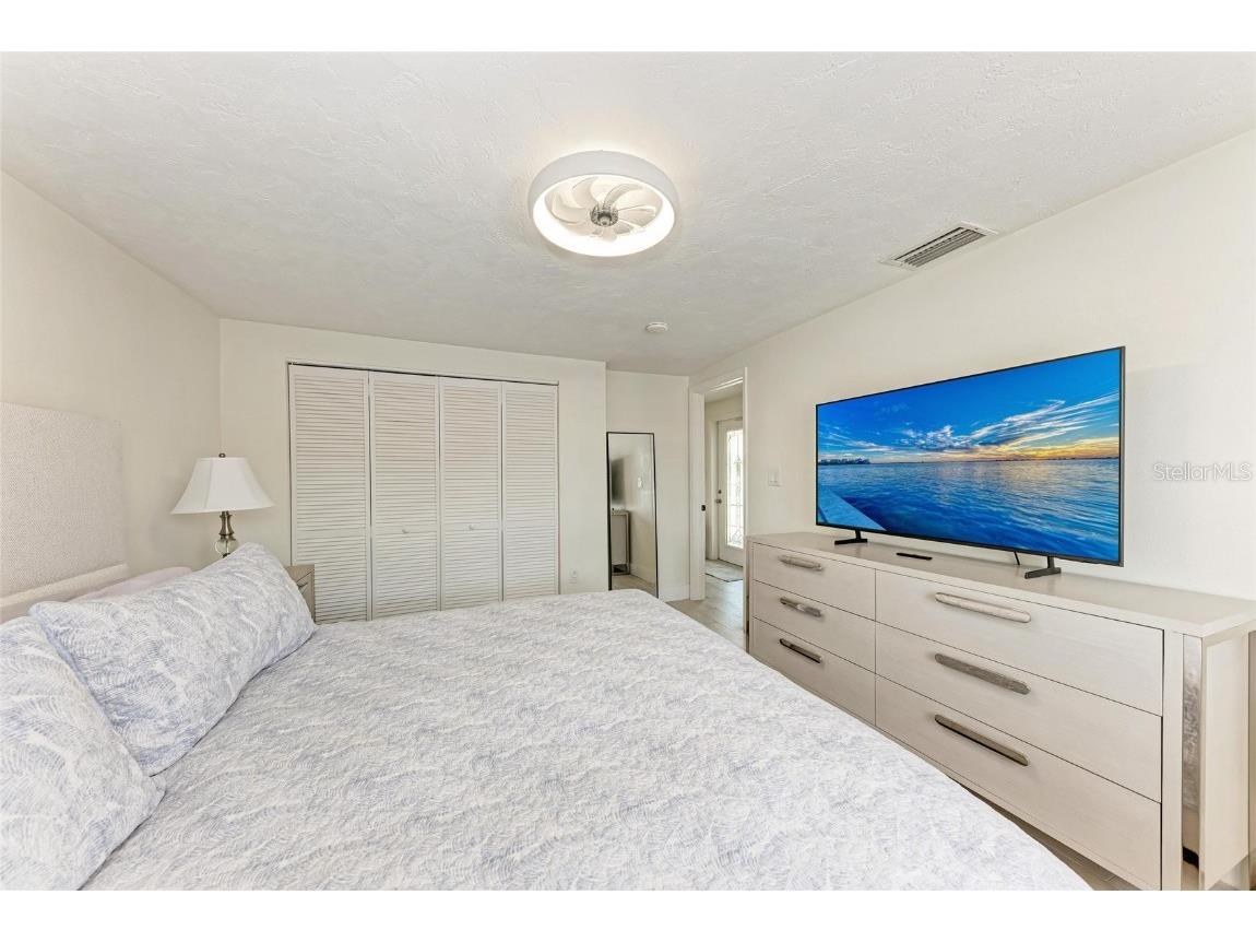 726 Jungle Queen Way Longboat Key FL 34228 A4657219 image24