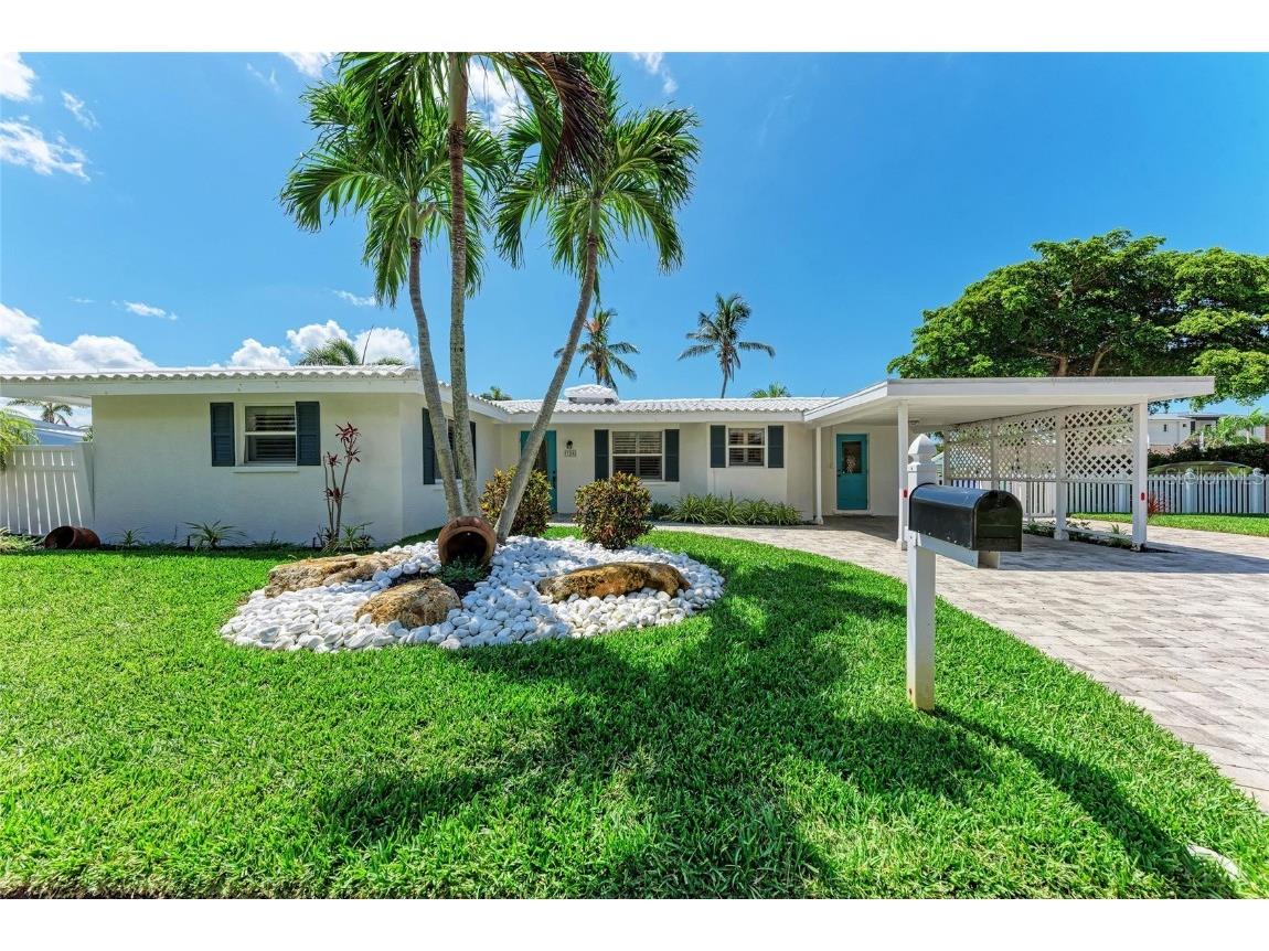 726 Jungle Queen Way Longboat Key FL 34228 A4657219 image3