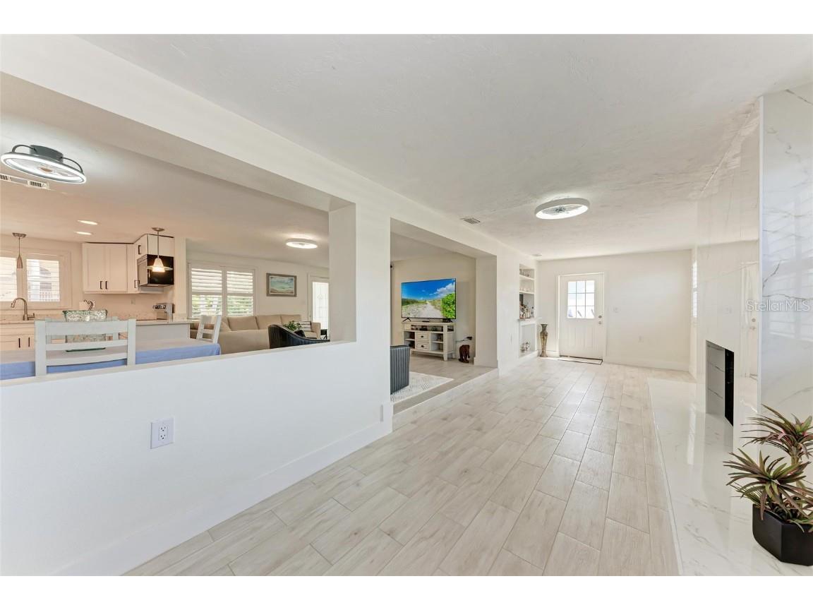 726 Jungle Queen Way Longboat Key FL 34228 A4657219 image33