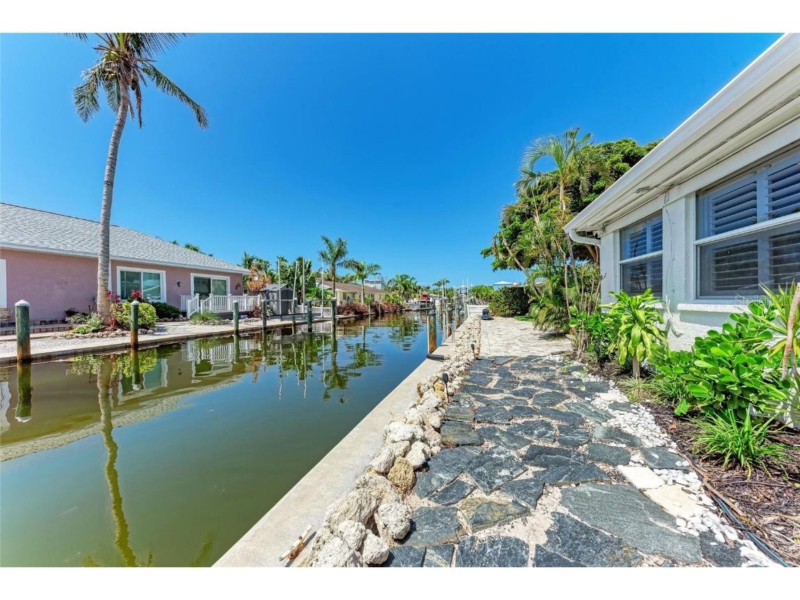 726 Jungle Queen Way Longboat Key FL 34228 A4657219 image40