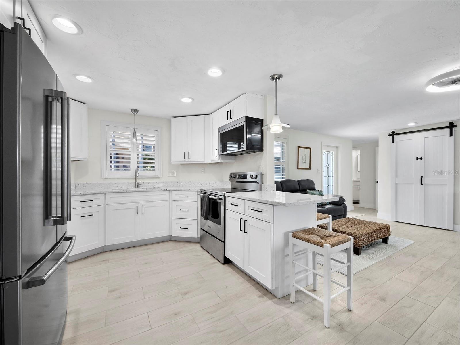 726 Jungle Queen Way Longboat Key FL 34228 A4684733 image11