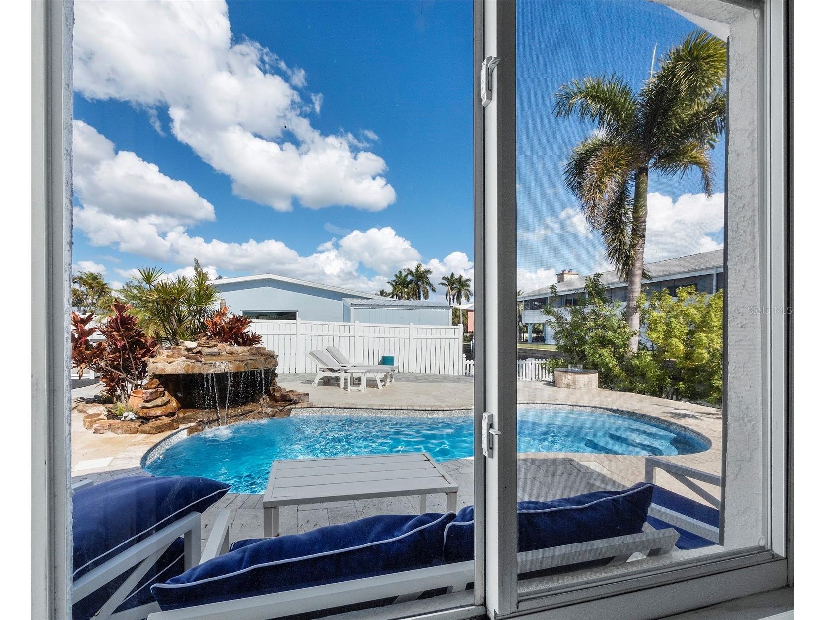 726 Jungle Queen Way Longboat Key FL 34228 A4684733 image21