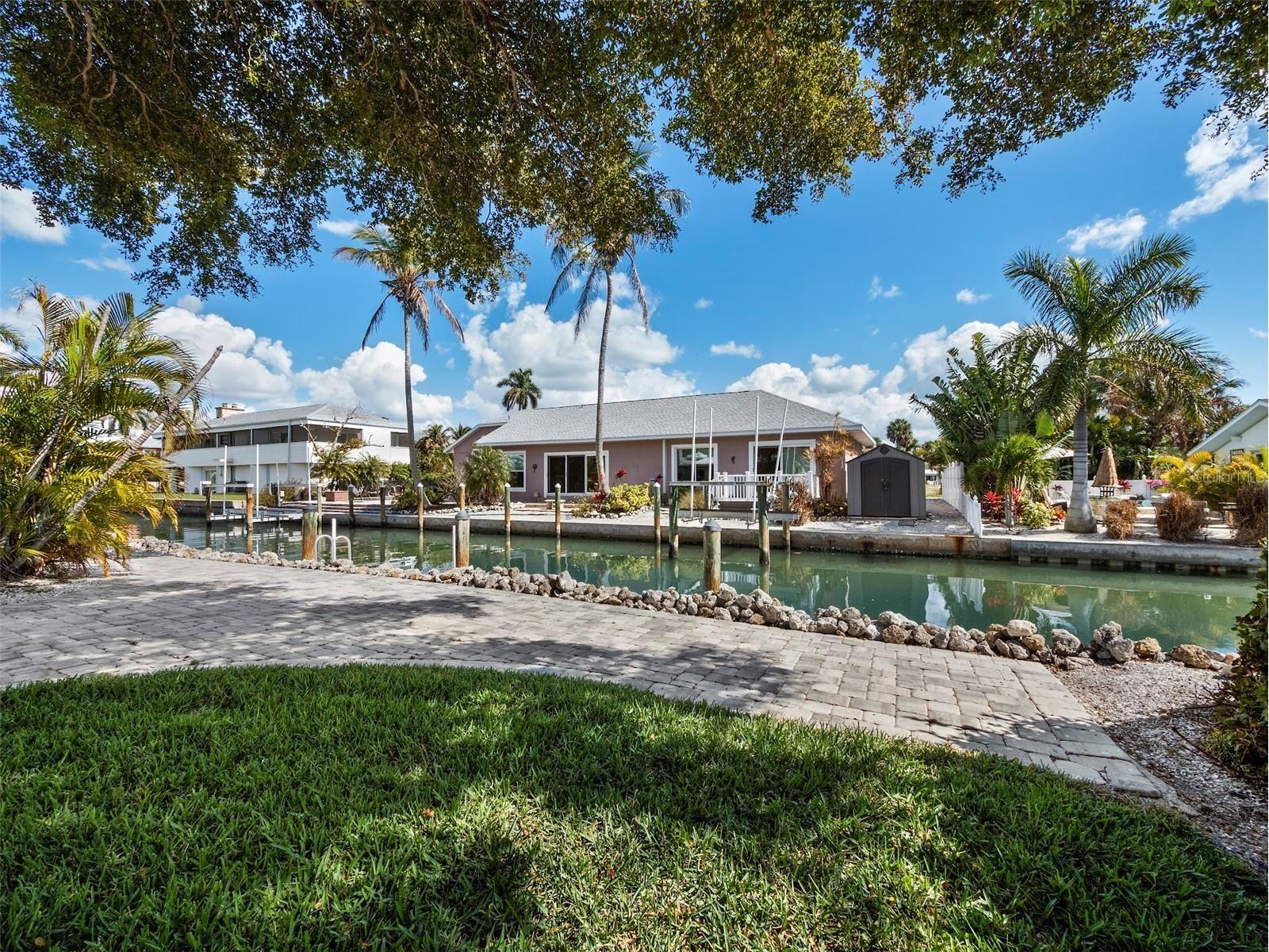 726 Jungle Queen Way Longboat Key FL 34228 A4684733 image34