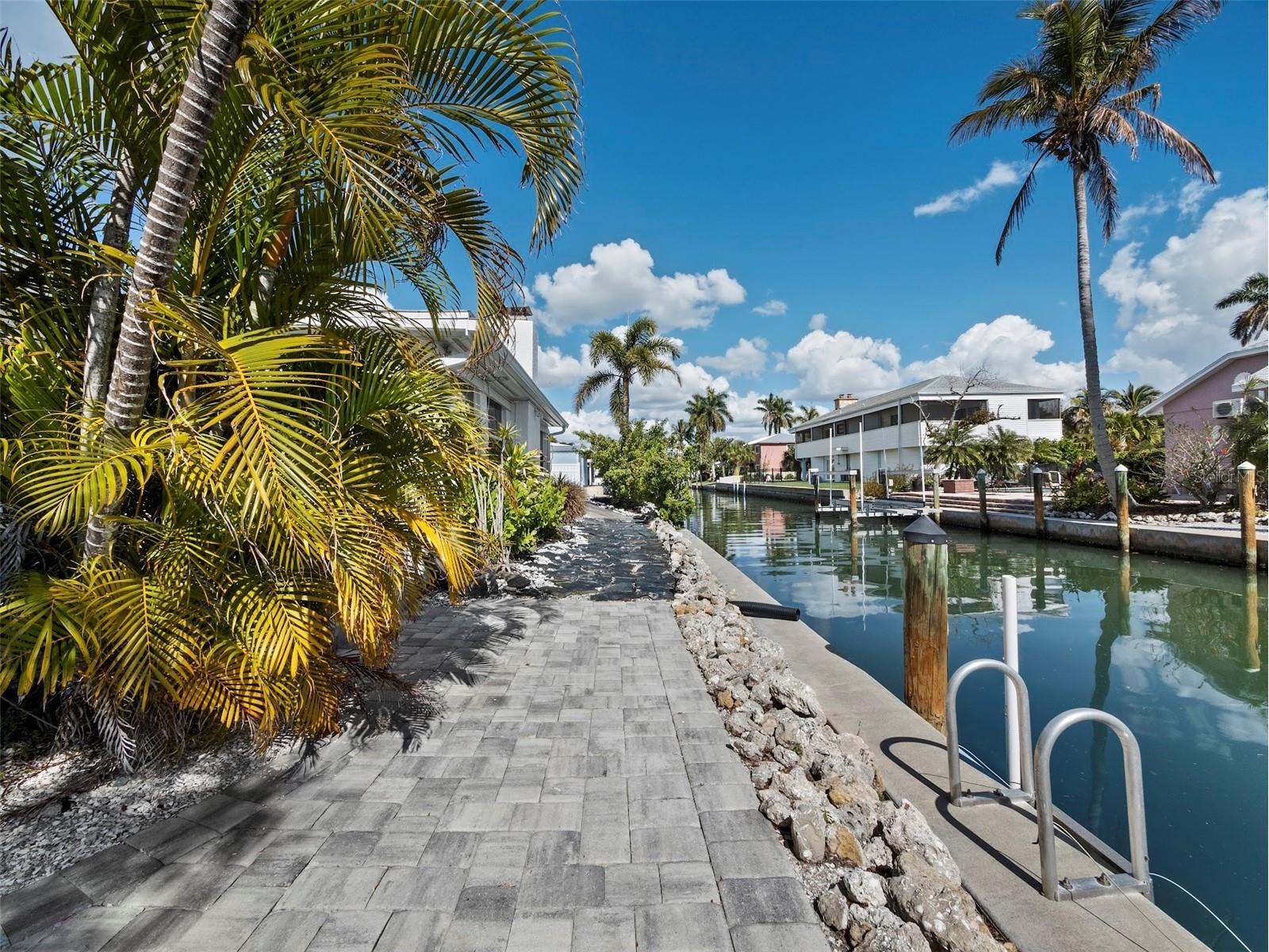726 Jungle Queen Way Longboat Key FL 34228 A4684733 image35