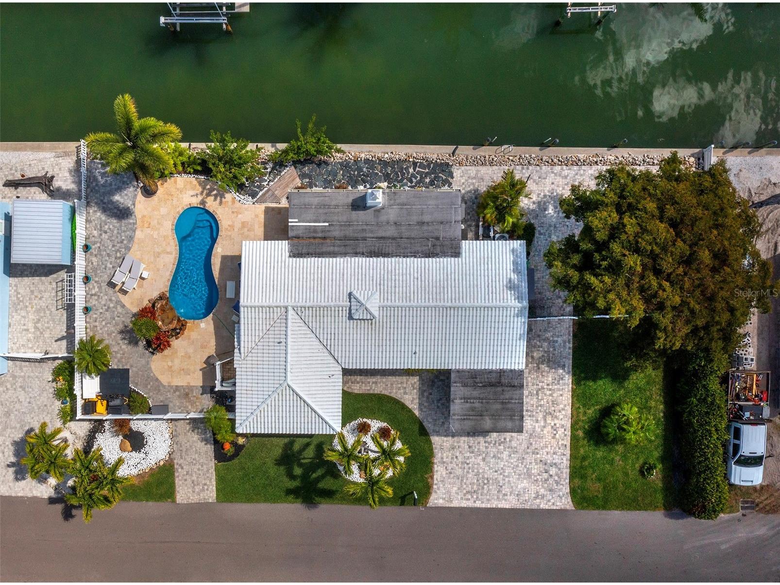 726 Jungle Queen Way Longboat Key FL 34228 A4684733 image42