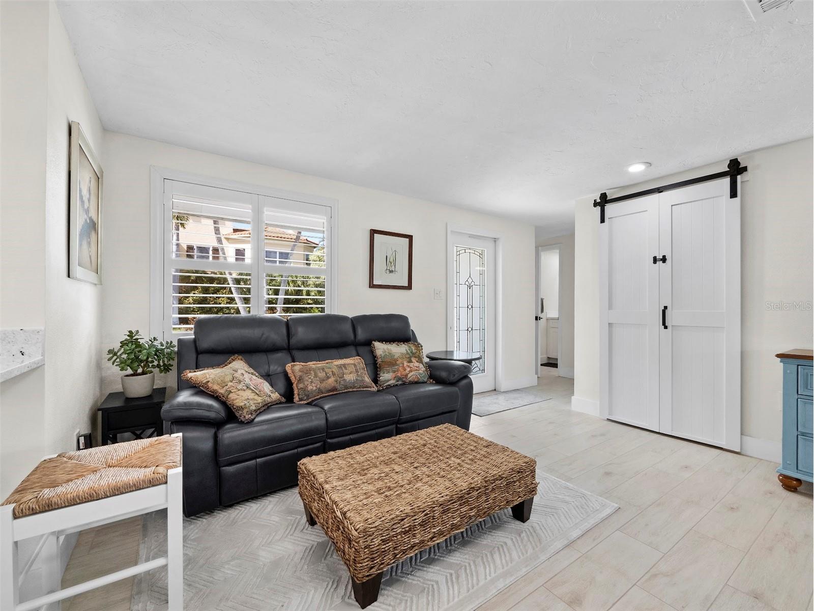 726 Jungle Queen Way Longboat Key FL 34228 A4684733 image6