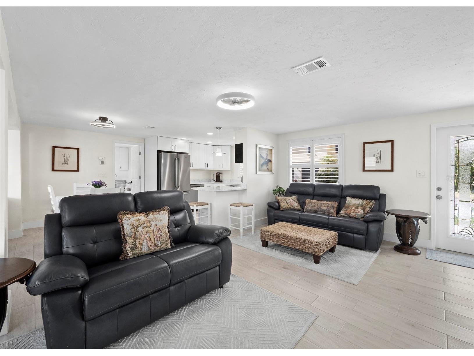 726 Jungle Queen Way Longboat Key FL 34228 A4684733 image7