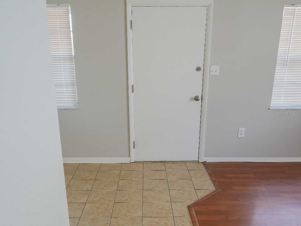 726 Ornelda Street SW Ruskin FL 33570 TB8470437 image17