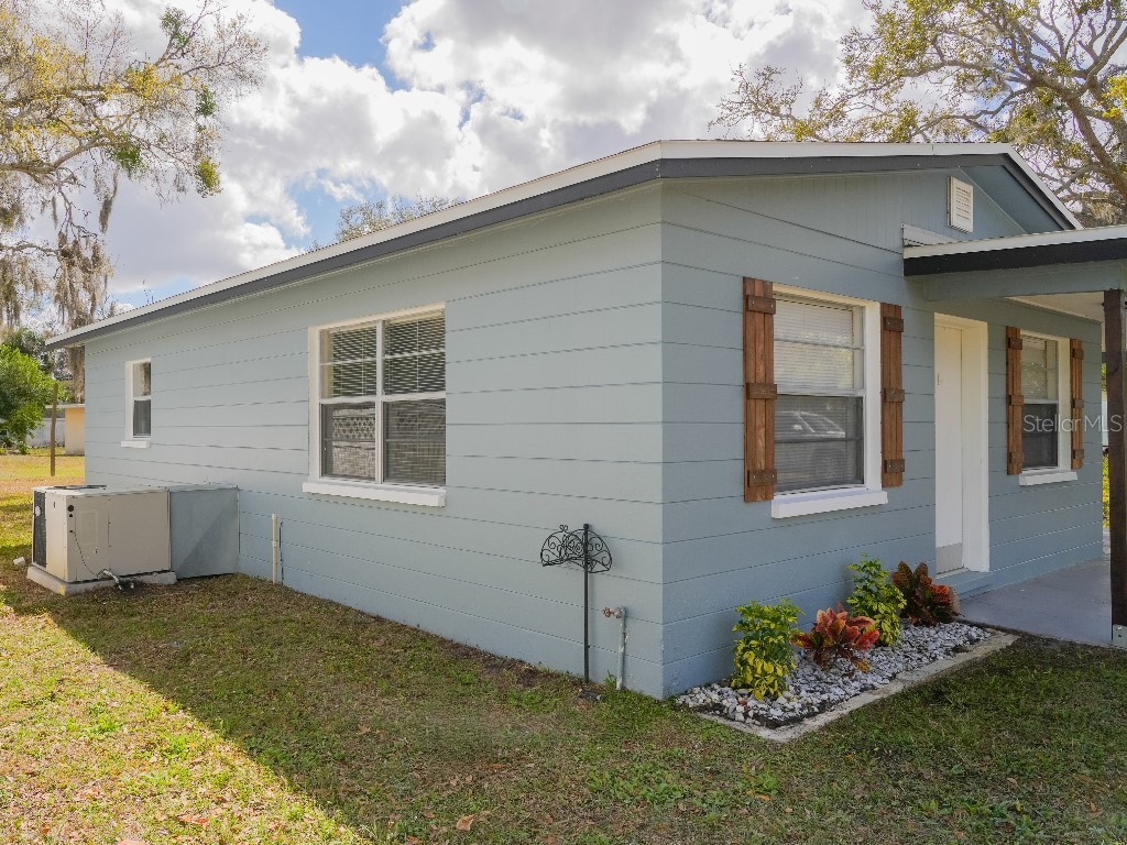 726 Ornelda Street SW Ruskin FL 33570 TB8470437 image5