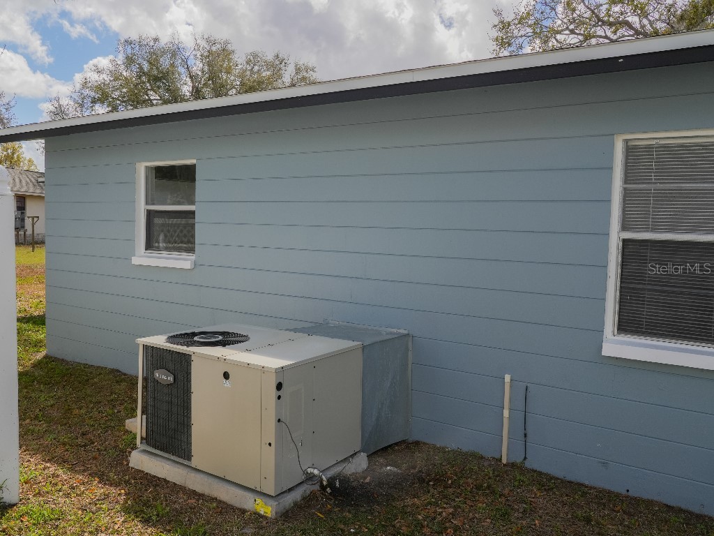 726 Ornelda Street SW Ruskin FL 33570 TB8470437 image6