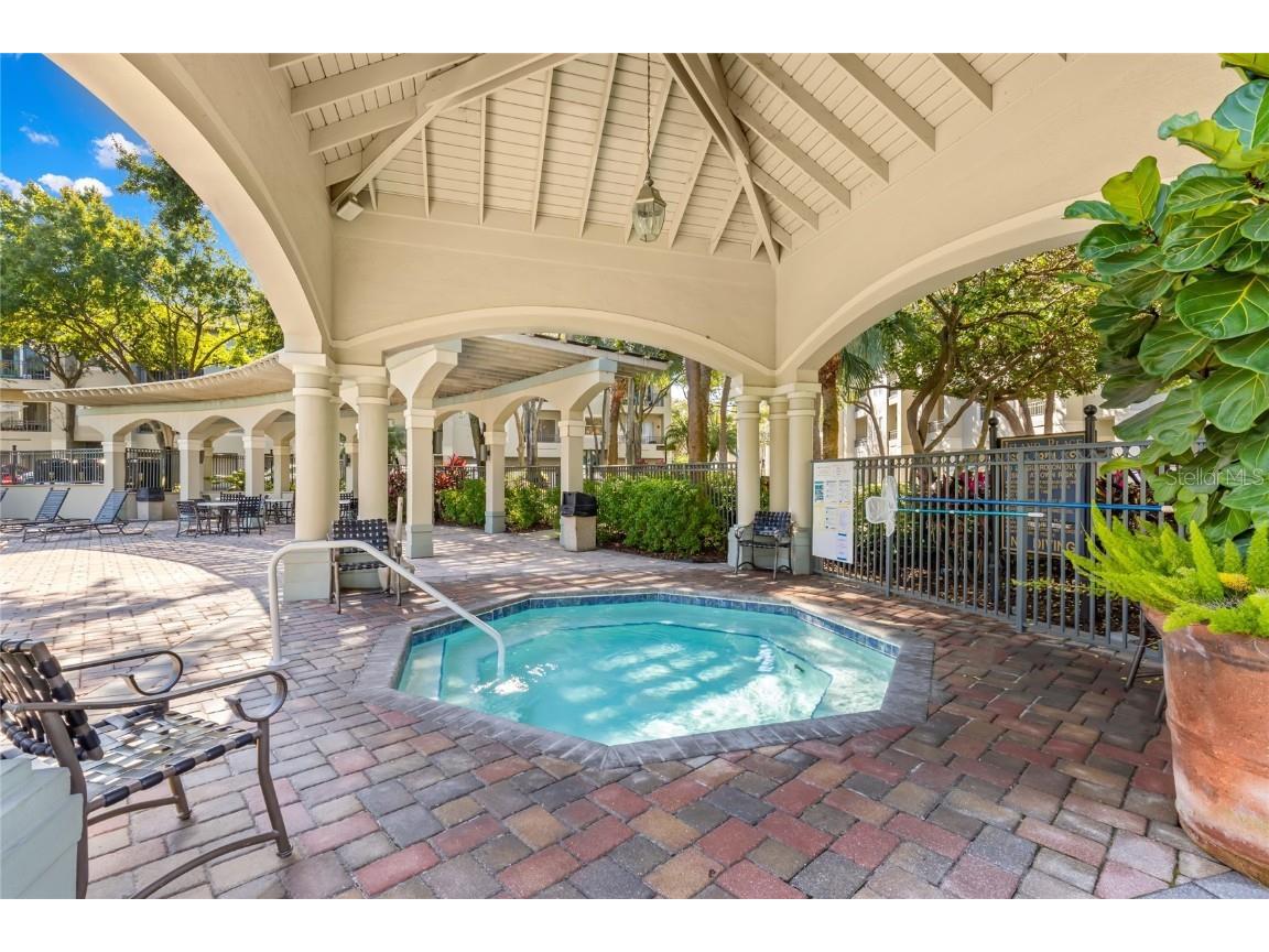 726 Seagate Drive #726 Tampa FL 33602 TB8457216 image29