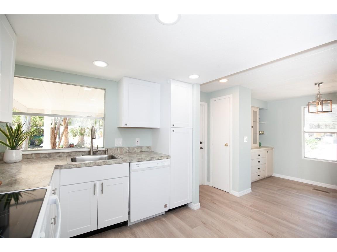 726 Viking Avenue Tavares FL 32778 O6293357 image3