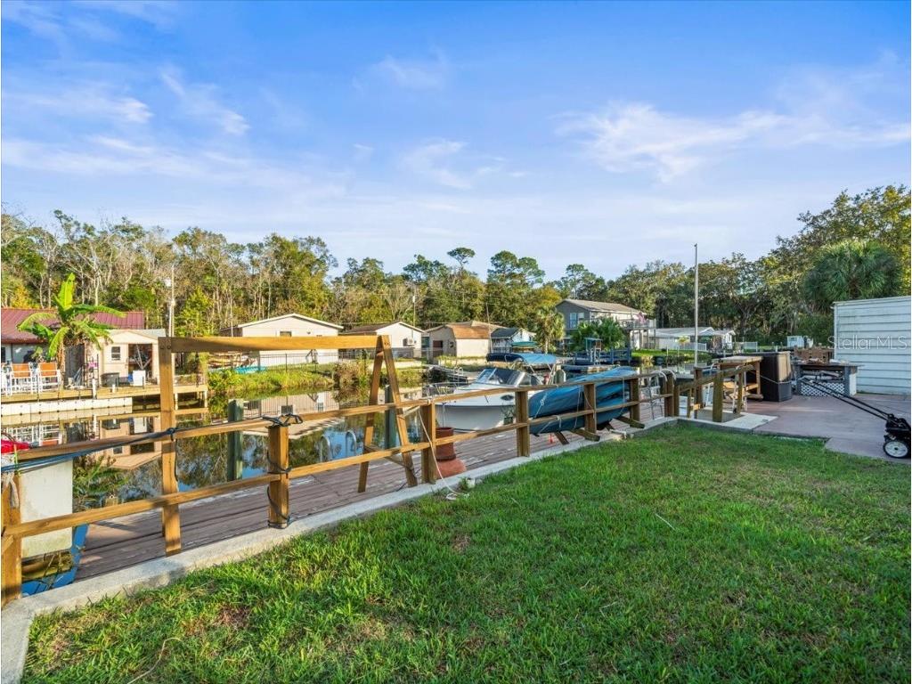 7260 Aberdeen Court Weeki Wachee FL 34607 - CANAL TO WEEKI WACHEE RIVER W7870633 image15