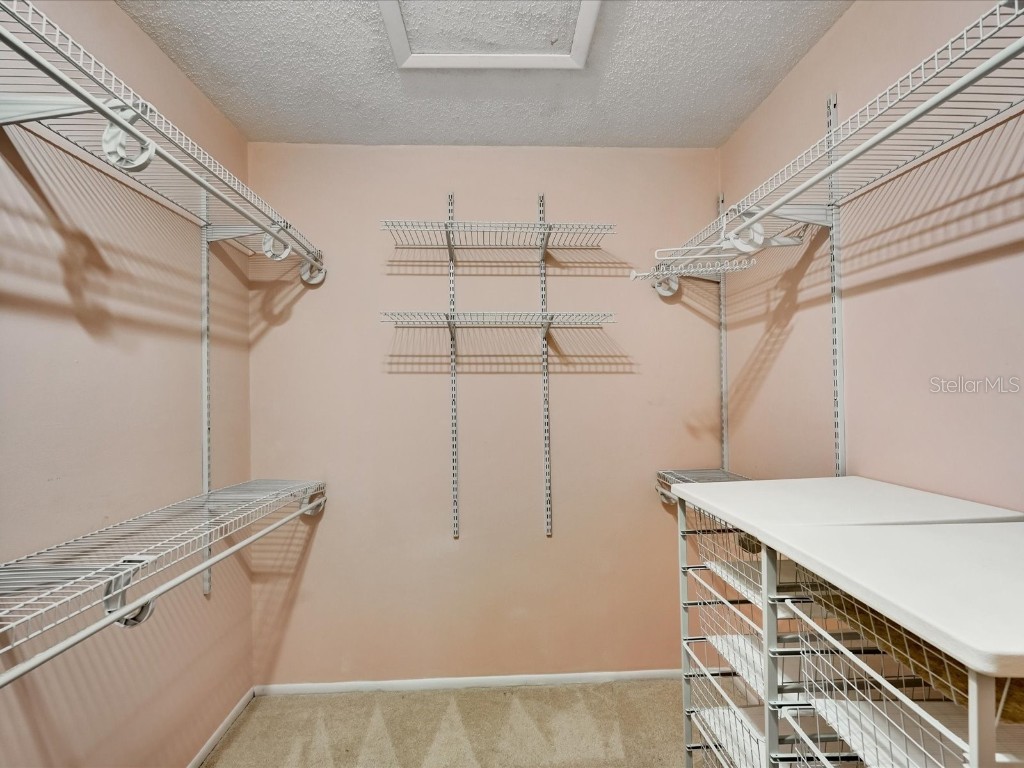 7261 Golf Pointe Way Way Sarasota FL 34243 A4658751 image8