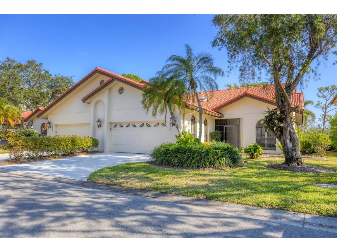 7261 Villa D Este Drive Sarasota FL 34238 A4645986 image1