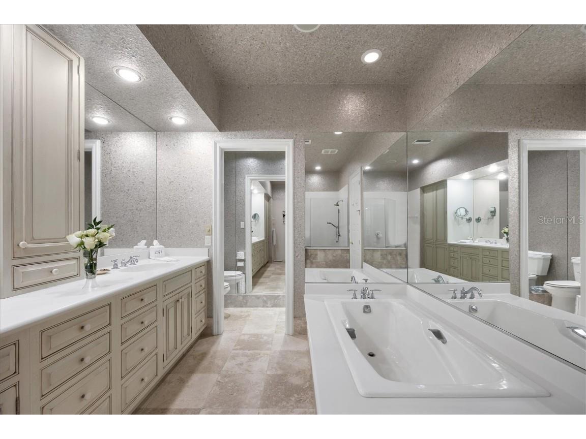 7261 Villa D Este Drive Sarasota FL 34238 A4645986 image16